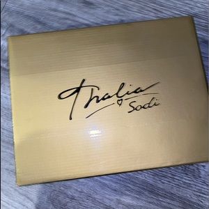 Thalia Sodi heels